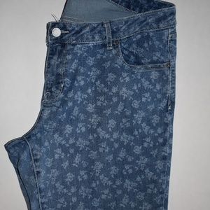 Old Navy Rock Star Skinny Medium Wash Floral Jeans